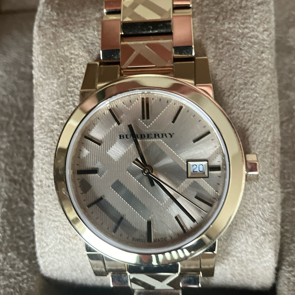Burberry watch The City Gold Dial Gold Steel Strap BU9145 -NIB, never worn, 2017
